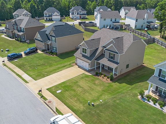 5th image of 1844 Wildwood Dr