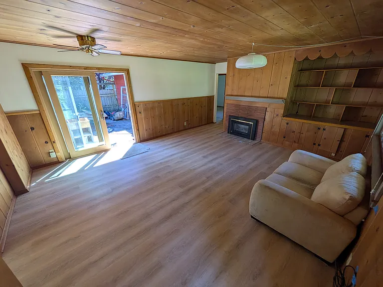 living/dining room