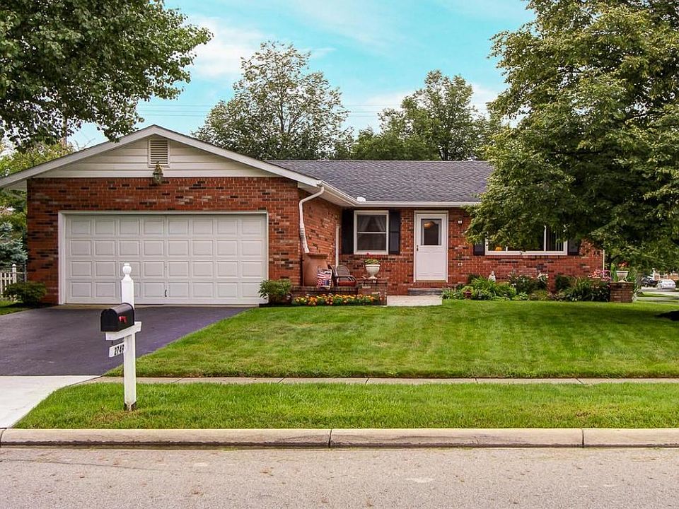 1st image of 2749 Clark Dr