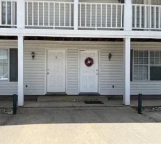 523 C W Liberty St - 1 — Photo 1