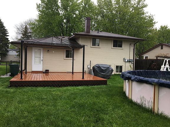 3rd image of 12343 Wheaton Dr