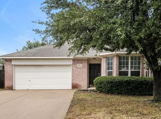 2413 Wildwood Ln, Denton, TX 76210
