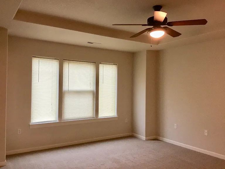10012 SE Old Town Ct — Photo 17