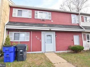 402 Kemper Dr, Newark, DE 19702