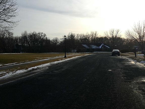 5th image of 725 W Townes Ct