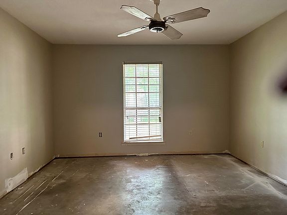3rd image of 1002 N 29th Ave