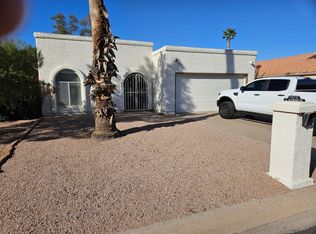 26232 S Glenburn Dr, Sun Lakes, AZ 85248