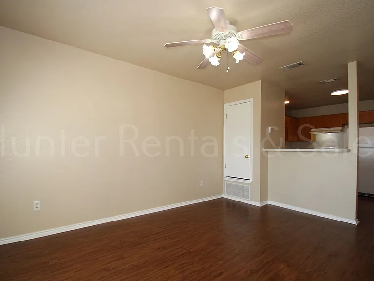 3904C Gus Dr — Photo 4