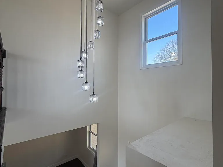 105 Parkdale Dr — Photo 17