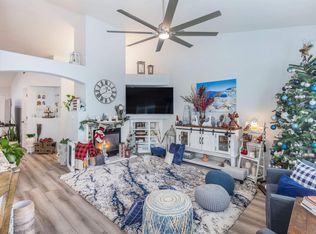 715 Bobcat Ln, Manteca, CA 95336