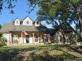 409 Redfield Rd, Bergheim, TX 78004