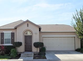 3645 W Persimmon Ln, Fresno, CA 93711