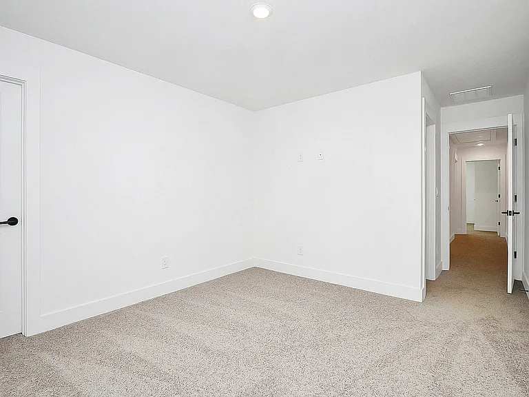 2613 Dr Carver Rd — Photo 25