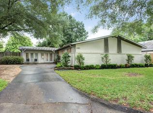 2903 Rockarbor Dr, Houston, TX 77063