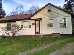5086 Waynesburg Dr SE, Waynesburg, OH 44688