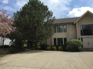 2921 Acacia Ter, Buffalo Grove, IL 60089