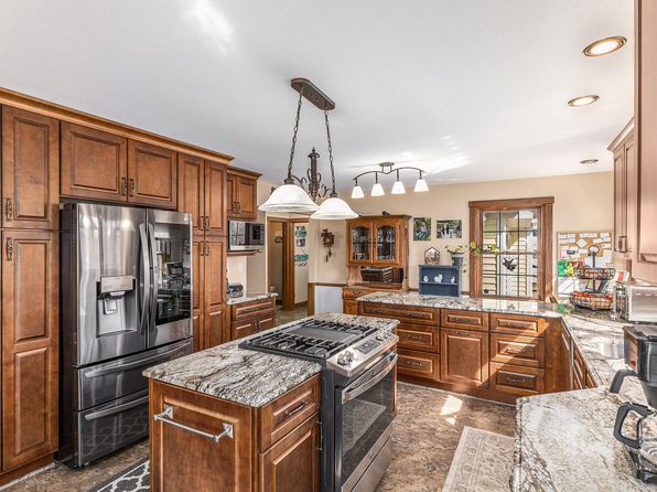 10541 S Jackson Rd, Cement City, MI 49233