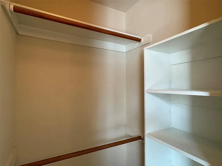 11515 Jacinth Ct — Photo 34