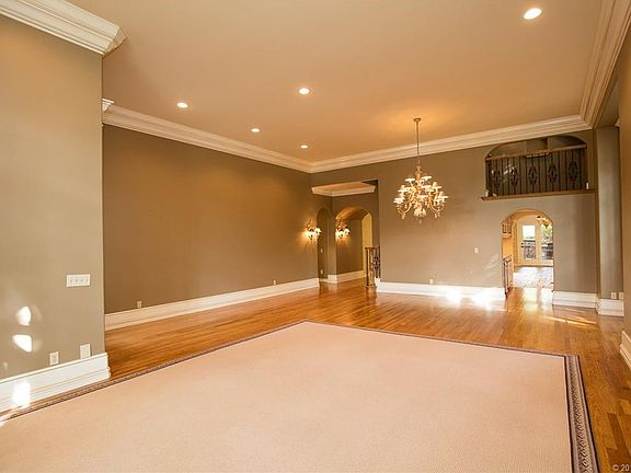 4th image of 11707 S Granite Ave