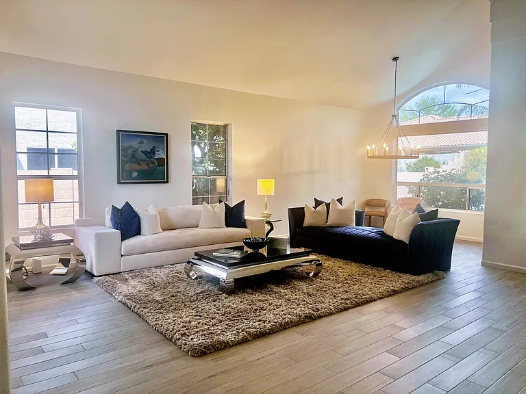 5410 E Helena Dr — Photo 4