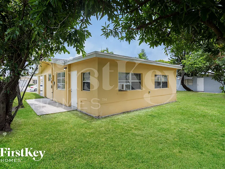 3430 NW 34th St — Photo 14