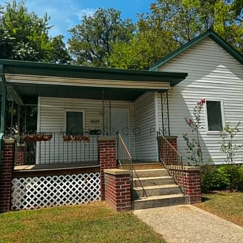 2 bed, 850 sqft, $950 — Photo 3
