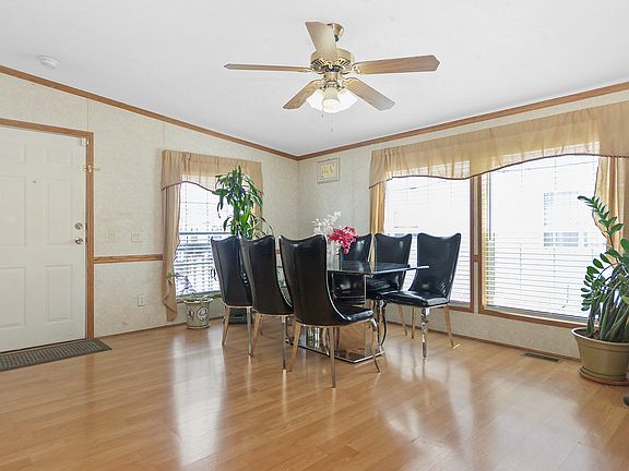 5th image of 1542 Paradise Ave