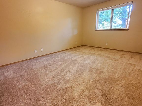 5th image of 901 Pecan Ct #161-43