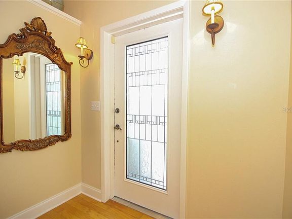 2nd image of 534 Mead Dr
