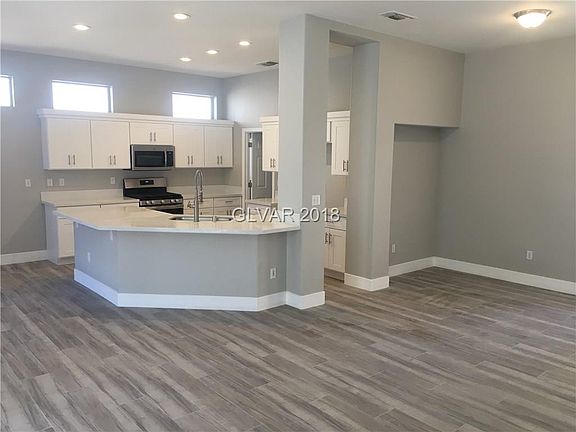 4th image of 10309 Trenton Pl