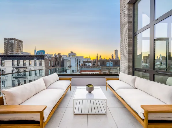 66 Clinton Street image 9 of 20