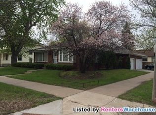 502 W 6th St, Winona, MN 55987