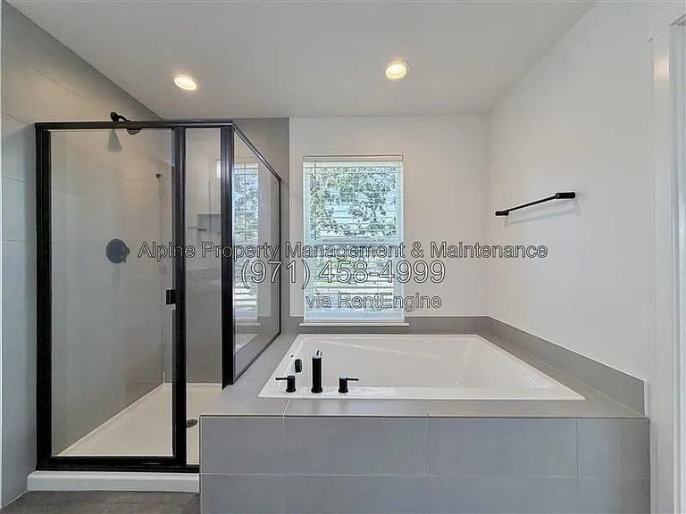 7226 SE Blanton St — Photo 18