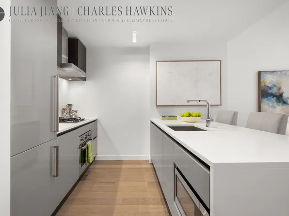 540 West 49th Street image 5 of 14