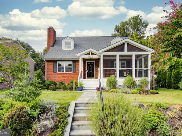 4615 8th St S, Arlington, VA 22204