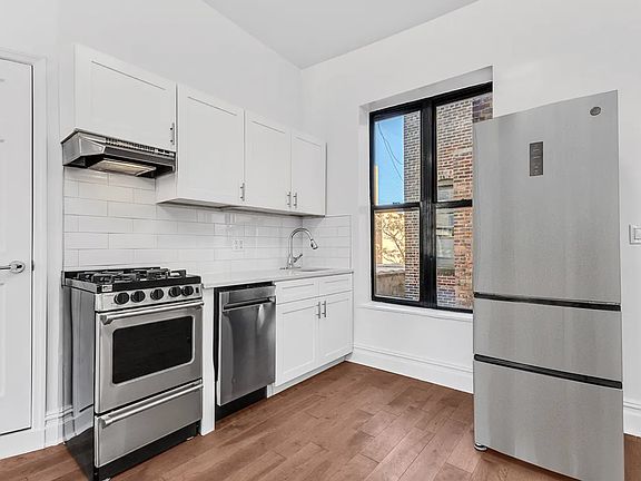 3rd image of 274 Mott St APT 4F