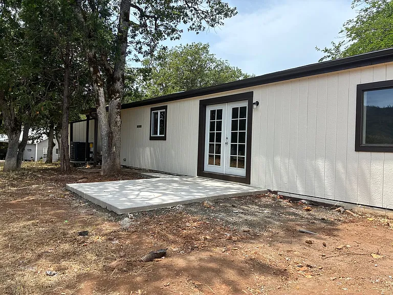 520 Sarma Dr — Photo 24