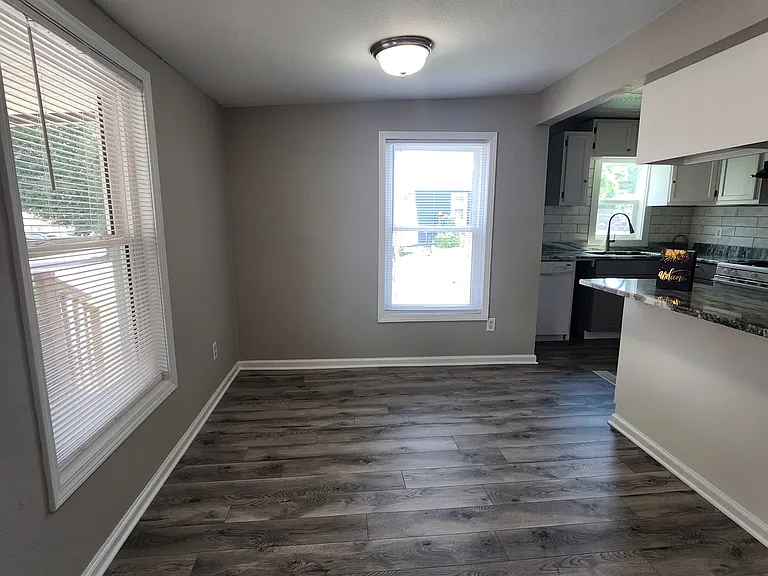 1319 Autumn Ave — Photo 13