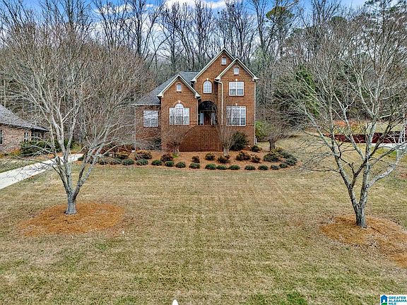 2nd image of 973 Macdonald Lake Rd