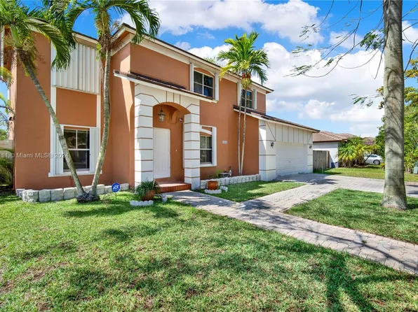 18082 SW 152nd Ct, Miami, FL 33187