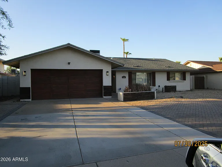 1316 E Donner Dr — Photo 26