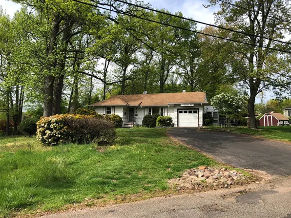 1 Maida Rd, Edison, NJ 08820