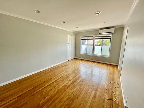 2nd image of 10670 Ayres Ave APT 5