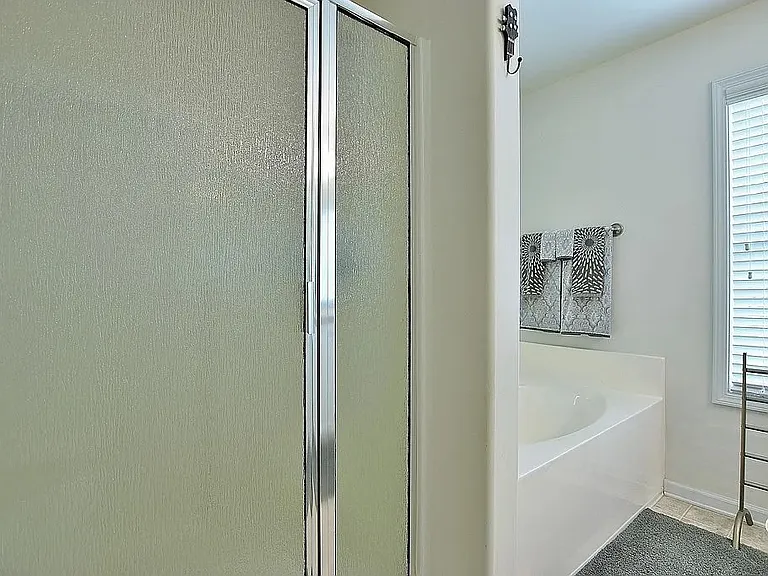 4512 Village Ct — Photo 7