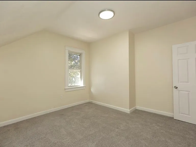 73-75 Maple Ave #1 — Photo 8