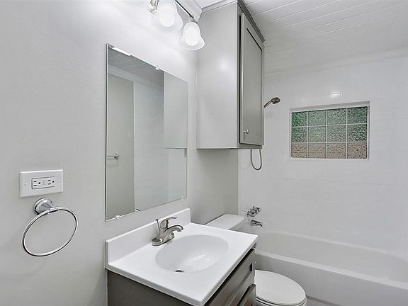 3rd image of 347 Tolleson Dr