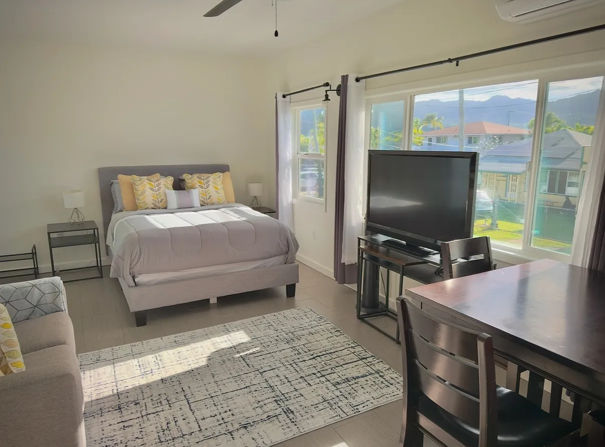 522 Maluniu Ave — Photo 4