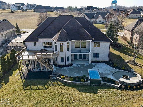 4th image of 5192 Chancery Blvd