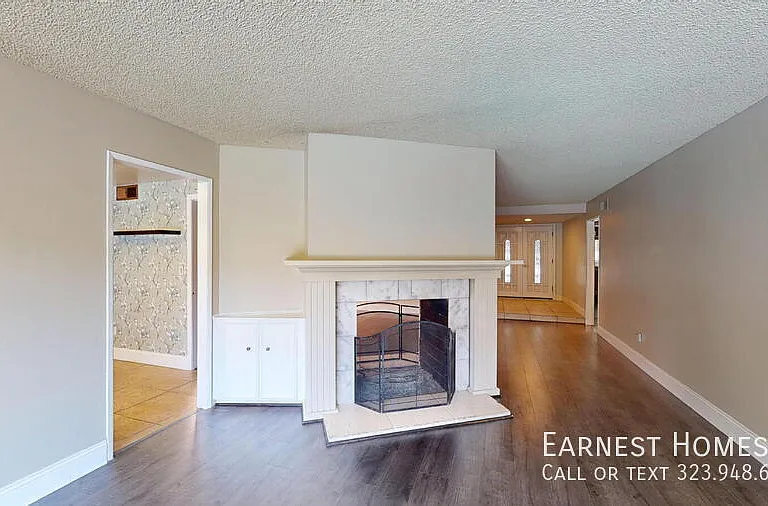 21019 Hackney St — Photo 6