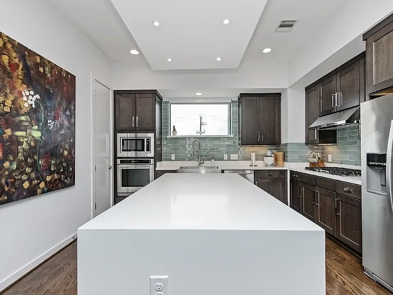 1814 Bingham St — Photo 21